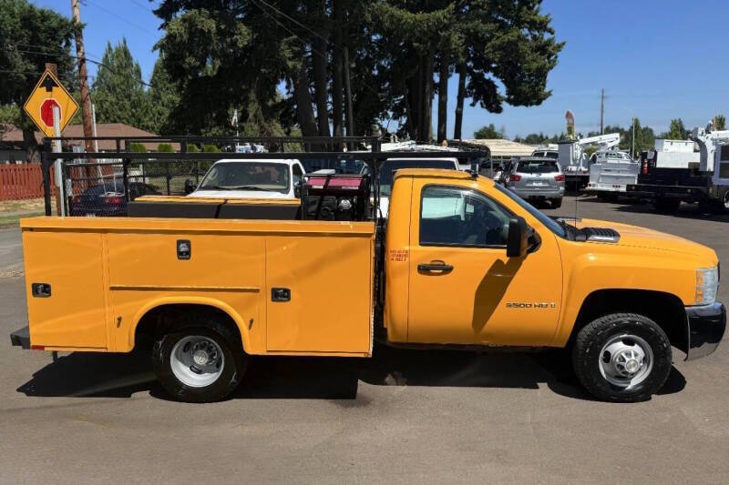 chevrolet silverado 3500 2008 1GBJK34608E212575 image chevrolet silverado 3500 2008 1GBJK34608E212575 image